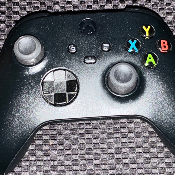 Microsoft XBOX Series X 1882 1Tb SSD Game System~ In Box*Controller*Manual*EUC - Picture 10 of 12